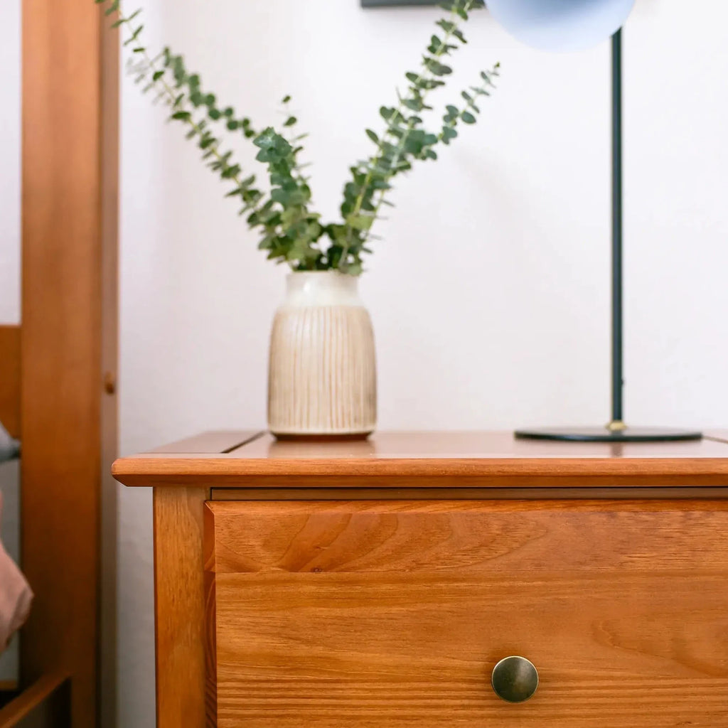 Shaker 2-Drawer Nightstand