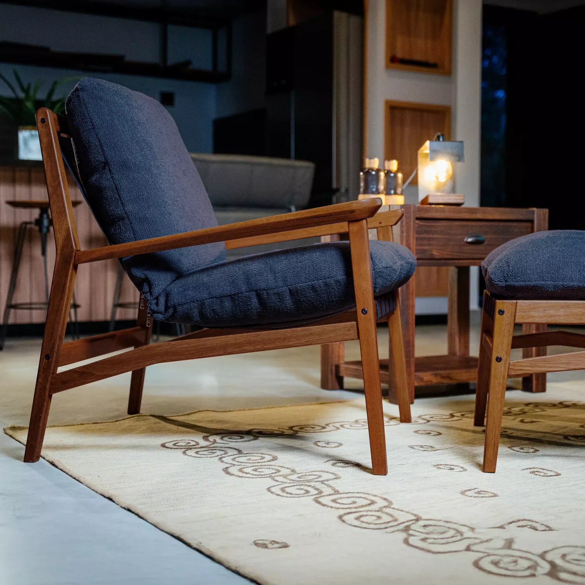 Mid Century Lounge Chair