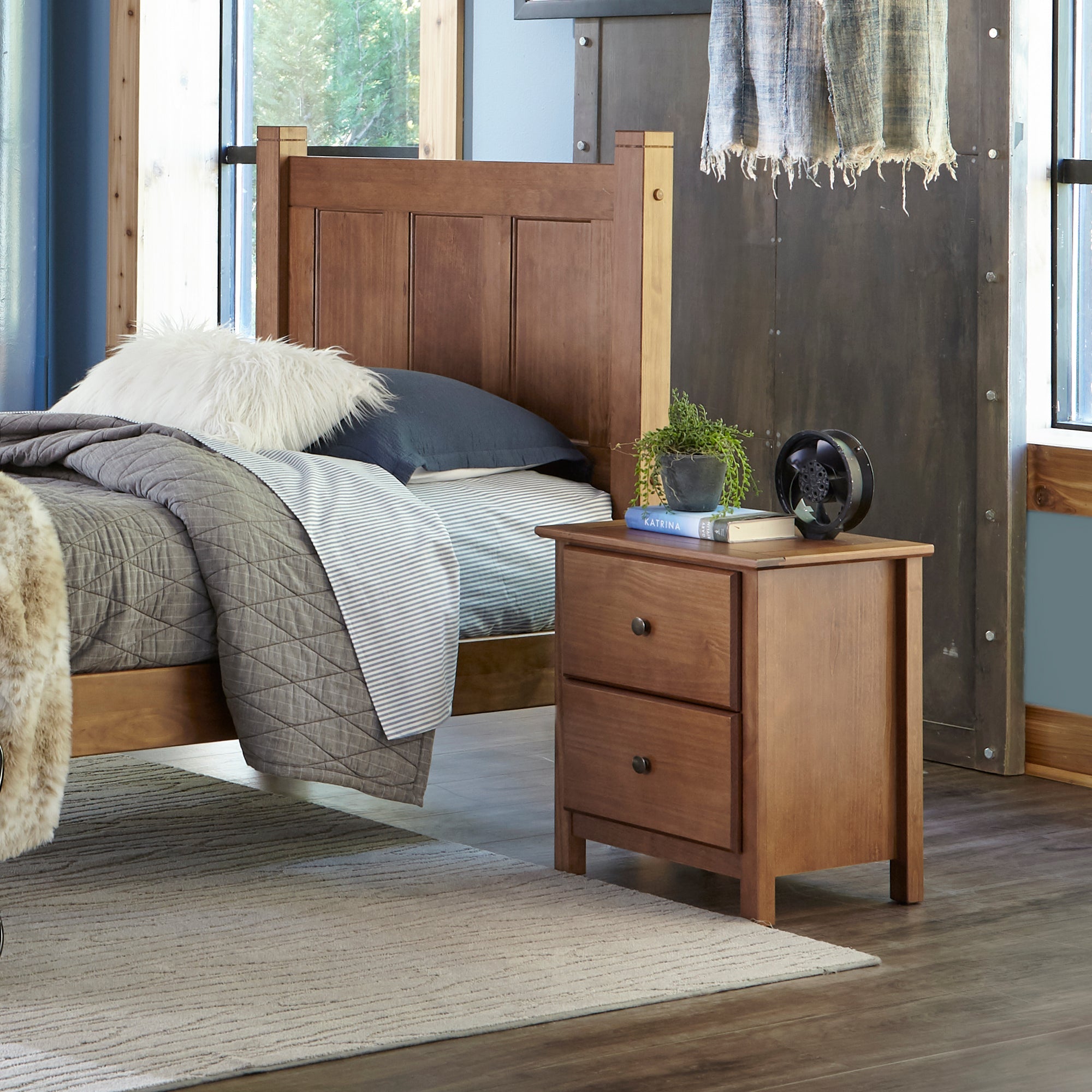 Shaker 2-Drawer Nightstand